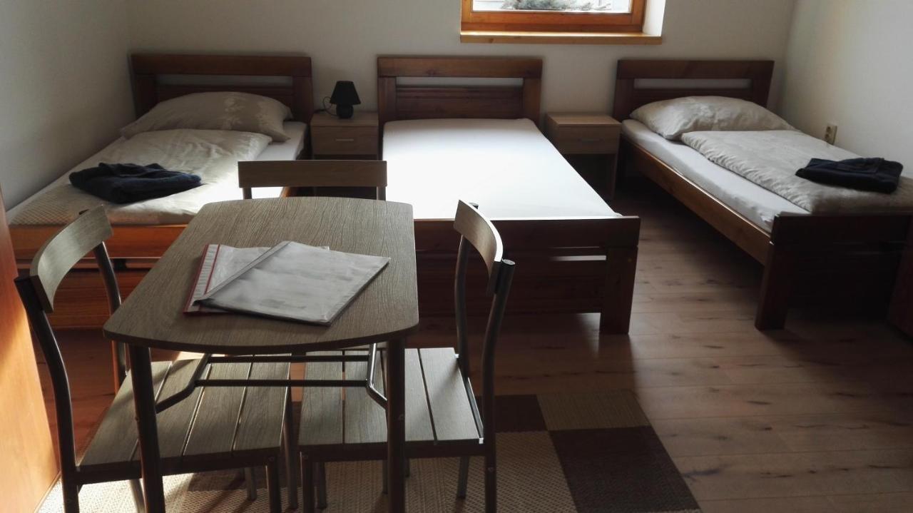 Ubytování v soukromí Opolany u Poděbrad Exterior foto